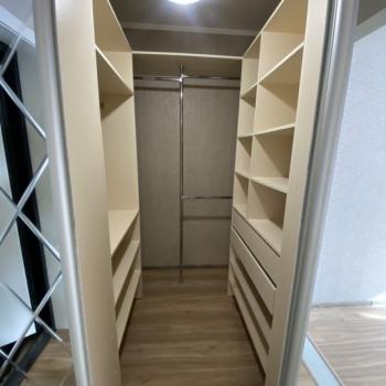 Продается 1-комнатная квартира, 42,5 м²