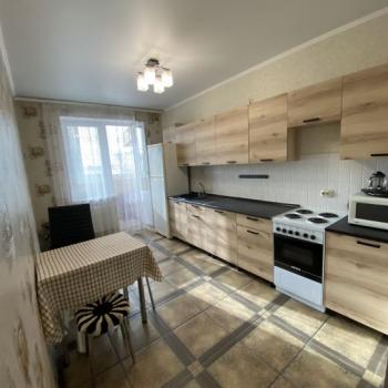 Продается 1-комнатная квартира, 42,5 м²