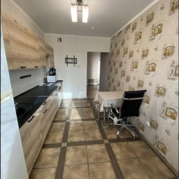 Продается 1-комнатная квартира, 42,5 м²