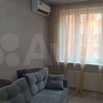 Сдается 1-комнатная квартира, 35 м²