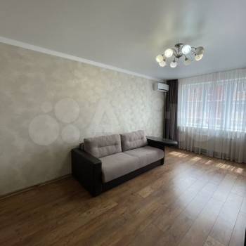 Сдается 1-комнатная квартира, 43 м²