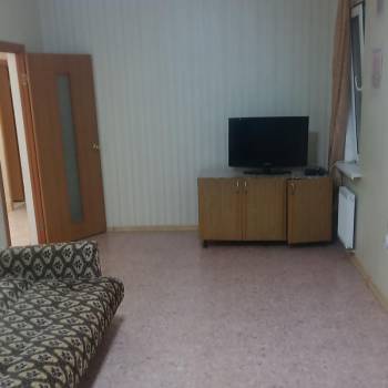 Сдается 1-комнатная квартира, 46 м²