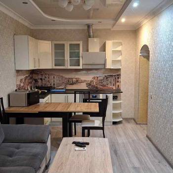 Сдается 1-комнатная квартира, 41 м²