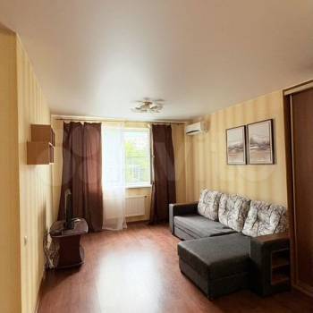 Сдается 1-комнатная квартира, 42,5 м²