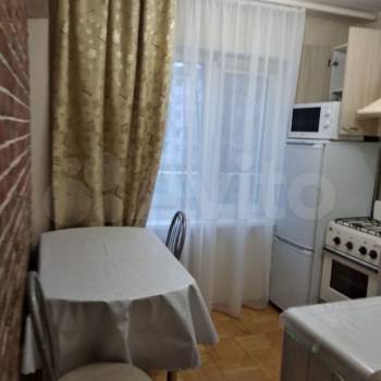 Сдается 1-комнатная квартира, 35 м²