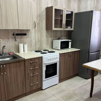 Сдается 1-комнатная квартира, 39 м²