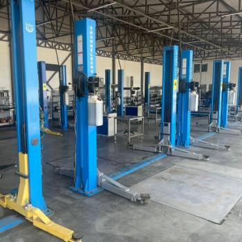 Сдается Нежилое помещение, 300 м²