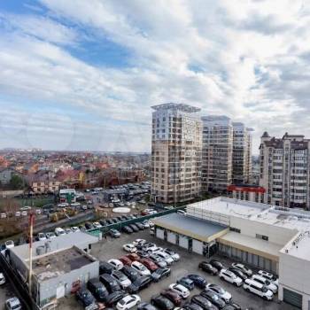 Продается 3-х комнатная квартира, 133,1 м²