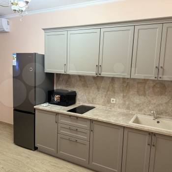 Сдается 1-комнатная квартира, 42,8 м²