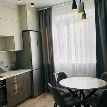 Сдается 1-комнатная квартира, 45 м²