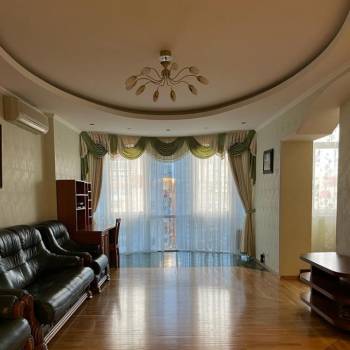 Сдается Многокомнатная квартира, 105 м²