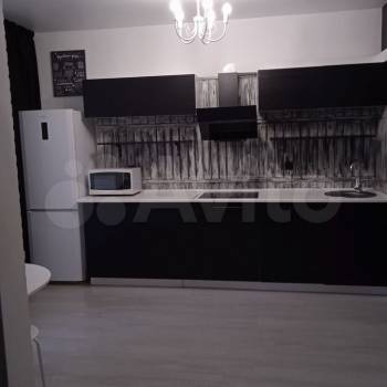 Сдается 1-комнатная квартира, 39 м²