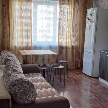 Сдается 2-х комнатная квартира, 65 м²