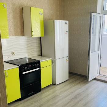 Сдается 1-комнатная квартира, 38 м²