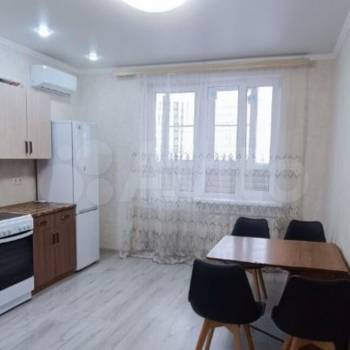 Сдается 2-х комнатная квартира, 64,2 м²