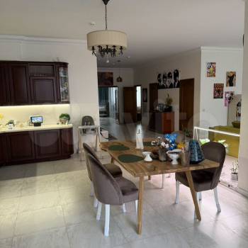 Продается 3-х комнатная квартира, 148,3 м²