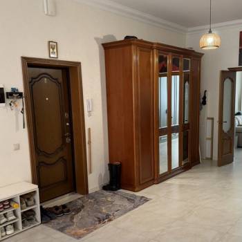 Продается 3-х комнатная квартира, 148,3 м²