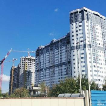 Продается 1-комнатная квартира, 42,4 м²