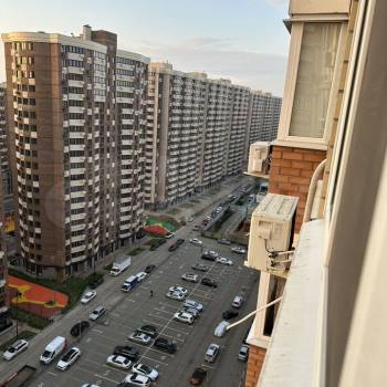 Продается 1-комнатная квартира, 39 м²