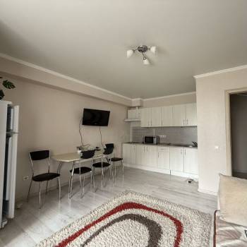 Продается 1-комнатная квартира, 39 м²