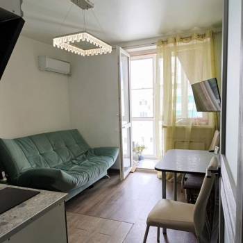 Продается 1-комнатная квартира, 42,2 м²