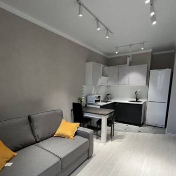 Сдается 1-комнатная квартира, 42 м²