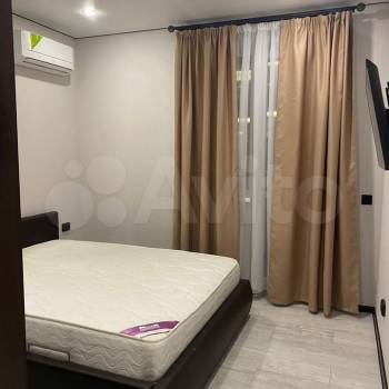 Сдается 1-комнатная квартира, 42 м²