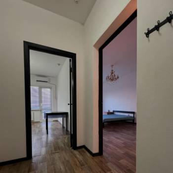 Сдается 1-комнатная квартира, 52 м²