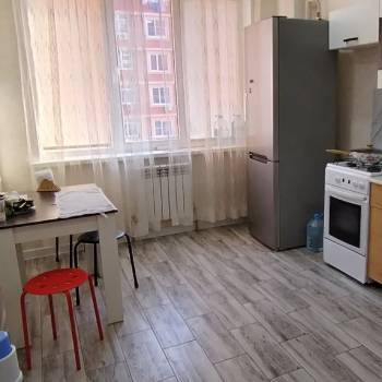 Сдается 1-комнатная квартира, 36 м²
