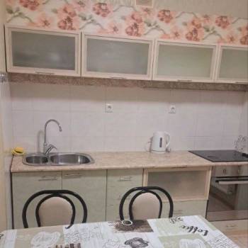 Сдается 1-комнатная квартира, 43 м²