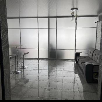 Сдается 1-комнатная квартира, 51 м²