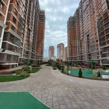 Сдается 1-комнатная квартира, 44 м²