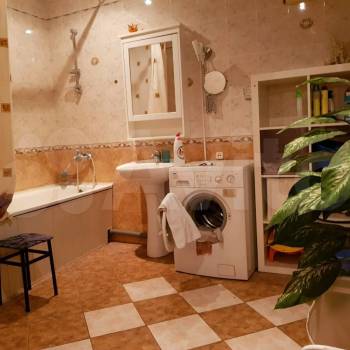 Сдается 1-комнатная квартира, 52 м²