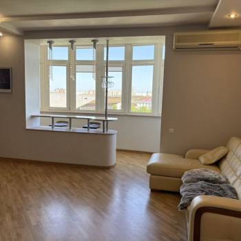 Сдается Многокомнатная квартира, 100 м²