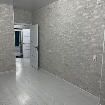 Продается 1-комнатная квартира, 42 м²