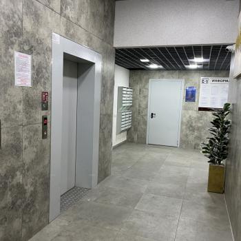 Продается 1-комнатная квартира, 42 м²