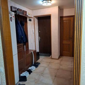 Продается Многокомнатная квартира, 59,7 м²