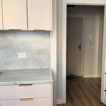 Продается 1-комнатная квартира, 29,7 м²