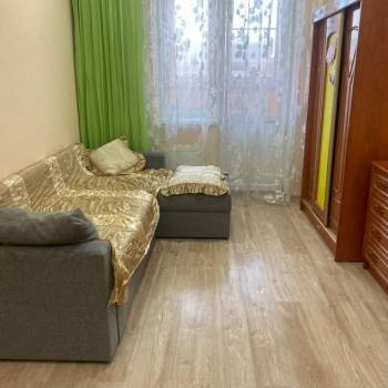 Сдается 1-комнатная квартира, 40 м²