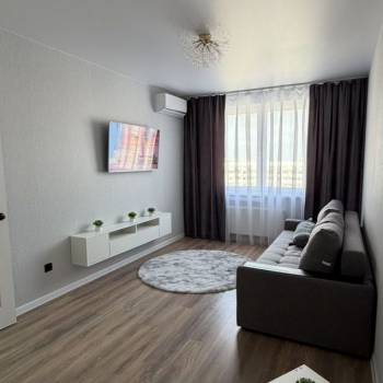 Сдается 1-комнатная квартира, 45 м²