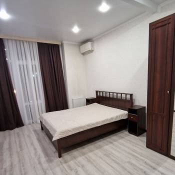 Продается 1-комнатная квартира, 42,8 м²