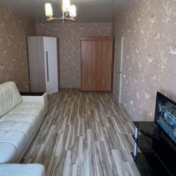 Продается 1-комнатная квартира, 35 м²