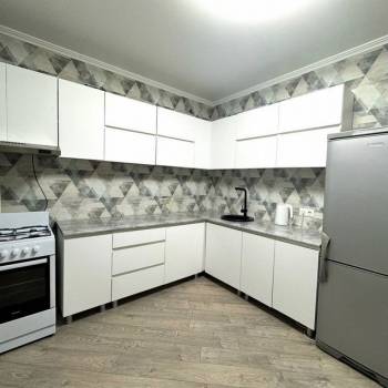 Сдается 1-комнатная квартира, 52 м²