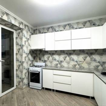 Сдается 1-комнатная квартира, 52 м²