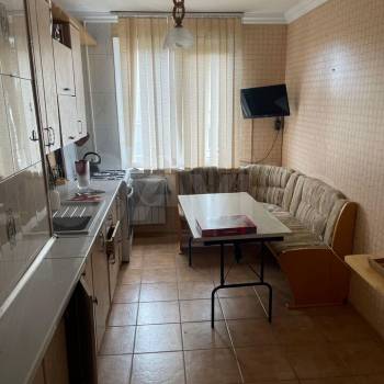 Сдается Многокомнатная квартира, 68 м²