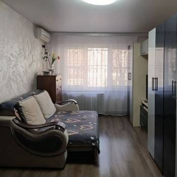 Продается 1-комнатная квартира, 30,7 м²
