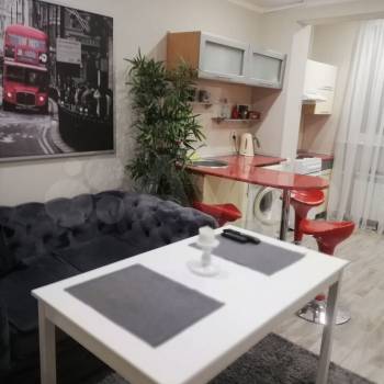 Сдается 1-комнатная квартира, 40 м²