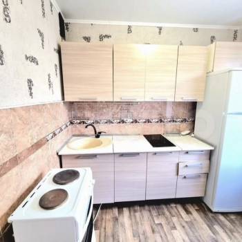 Продается 1-комнатная квартира, 36 м²