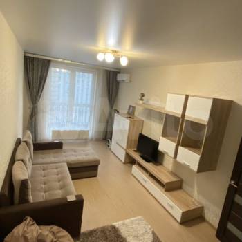 Сдается 1-комнатная квартира, 40 м²