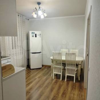 Продается 1-комнатная квартира, 39,1 м²